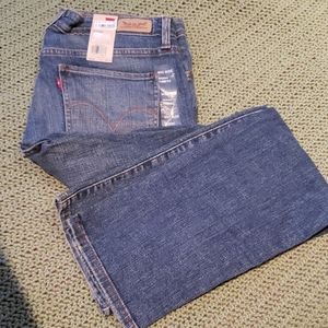 Levi's mid rise skinny jeans